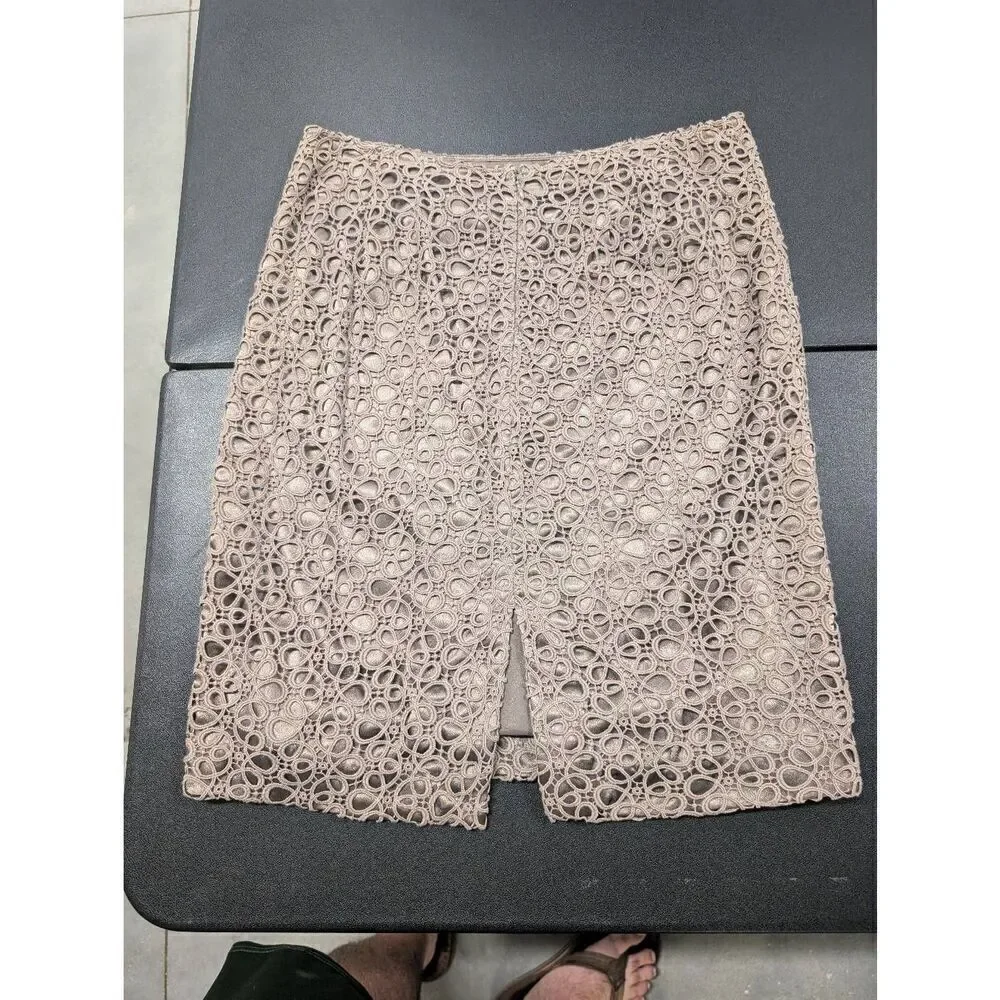 Jones New York Skirt Taupe Floral Crochet Lace Pencil Straight Knee Length Women